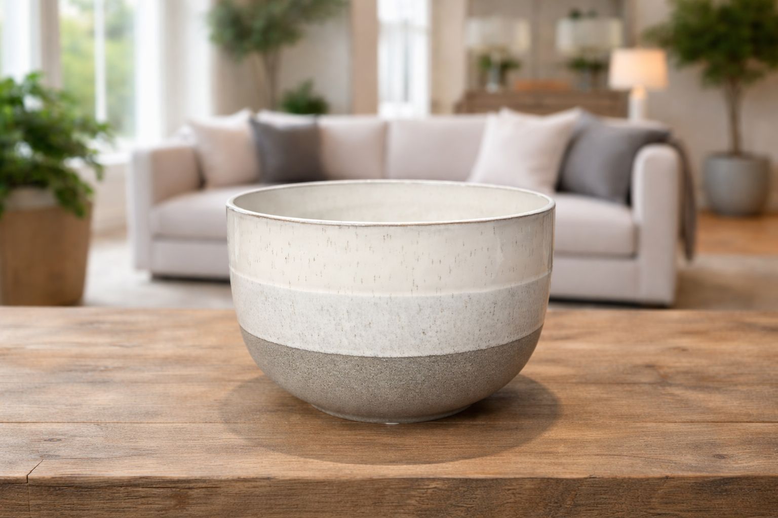 اصيص سيراميك فاخر  فتحة وسعة لون رصاصي مقاس 21*21*14cm
